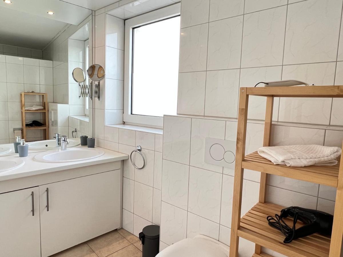 Der Schwan 7 - 3 Schlafzimmer - 2 Balkone - Zentral - 100 Qm Düren - Eifel Buitenkant foto