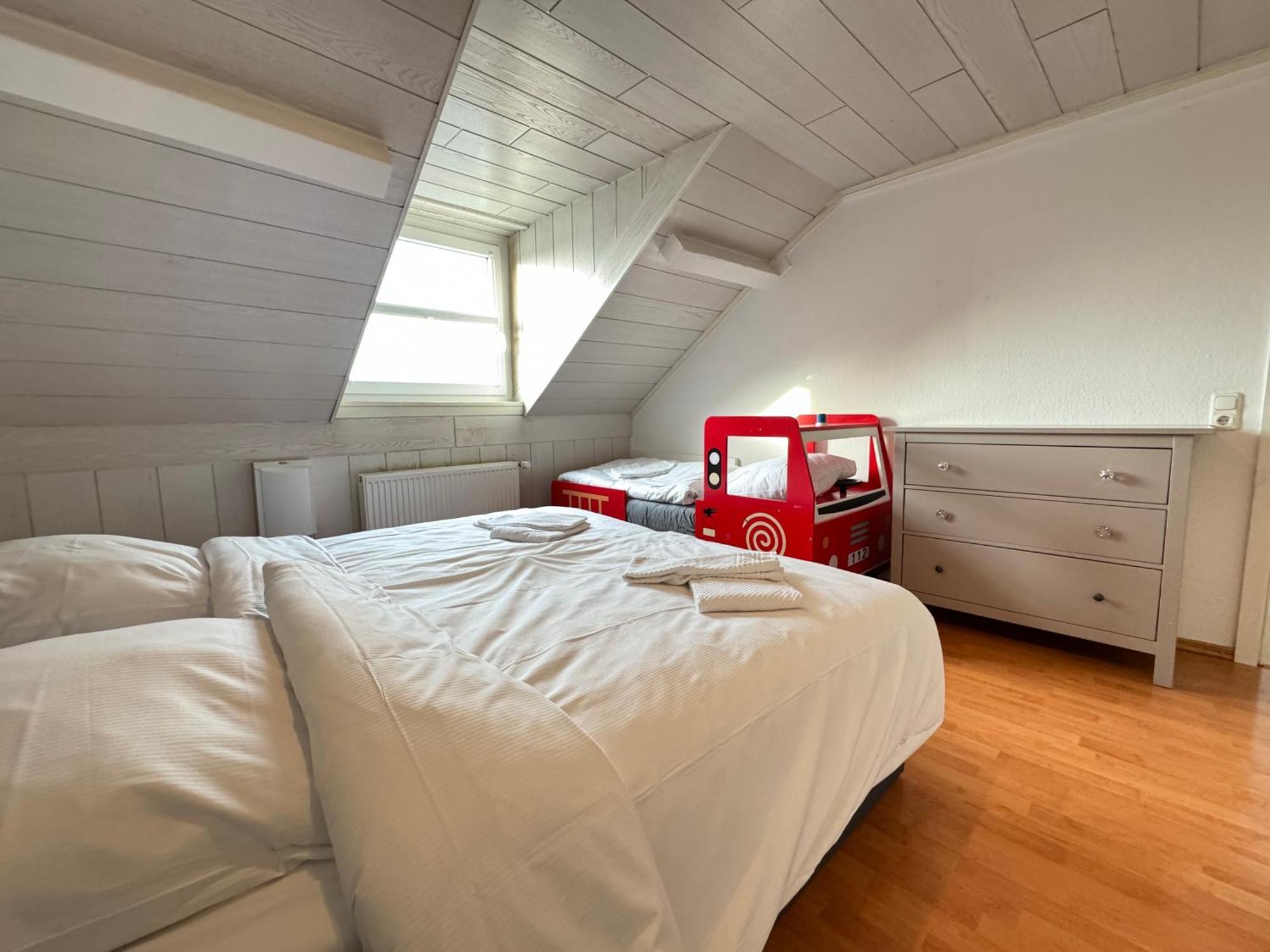 Der Schwan 7 - 3 Schlafzimmer - 2 Balkone - Zentral - 100 Qm Düren - Eifel Buitenkant foto